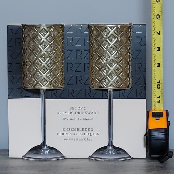 Rachel Zoe Beveled Gold Moroccan Champagne Flutes Stemmed Acrylic Drinkware NEW! - Picture 2 of 6